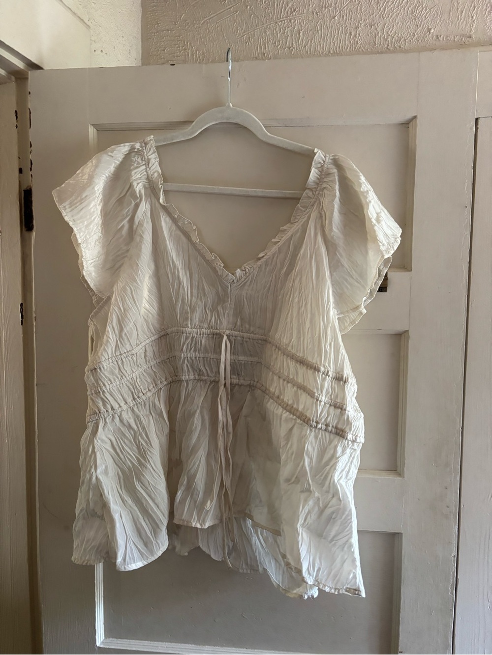 NWT J. Crew Cream Ruffle V-Neck Blouse